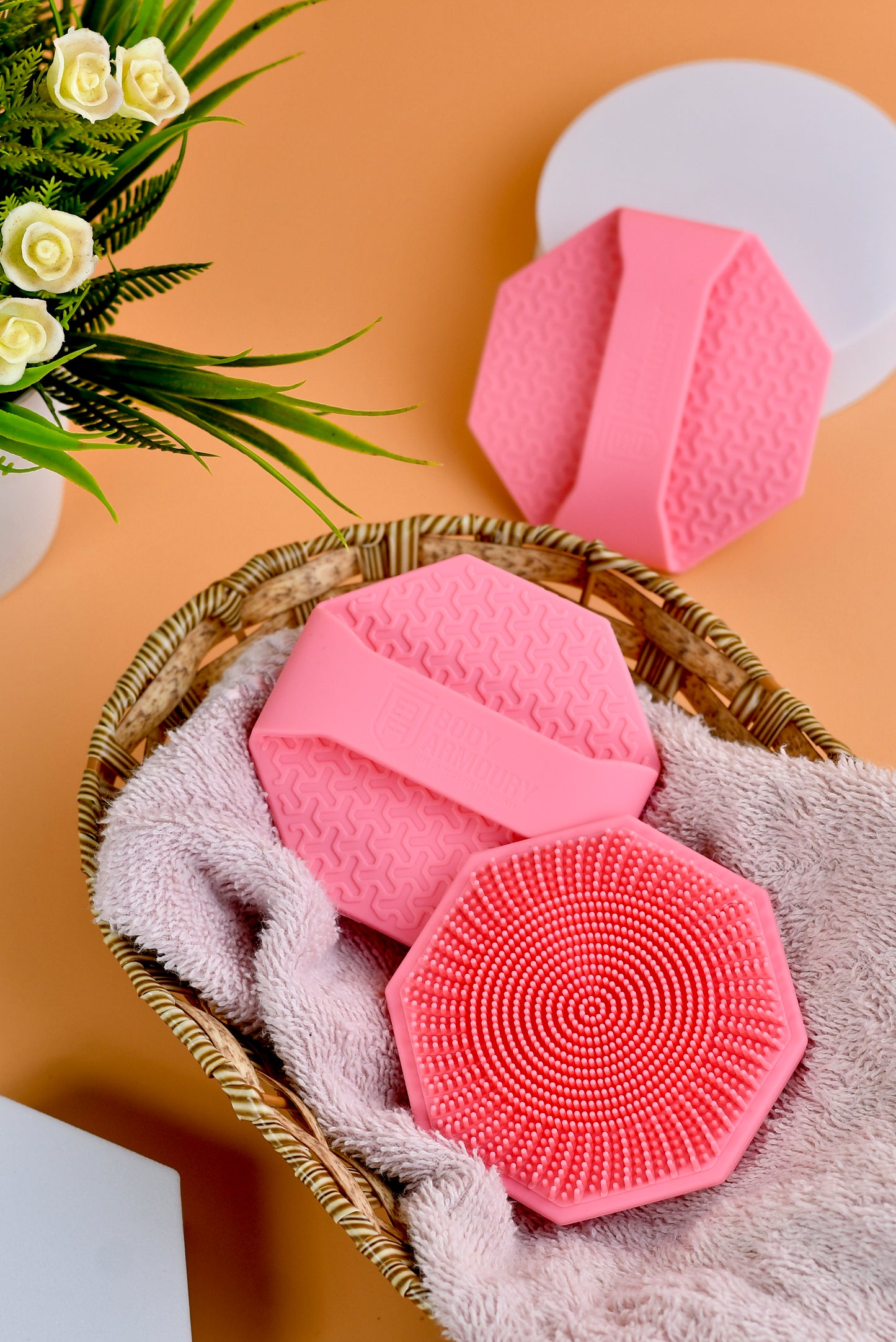 Body Armoury Silicone Face scrubber -Pink