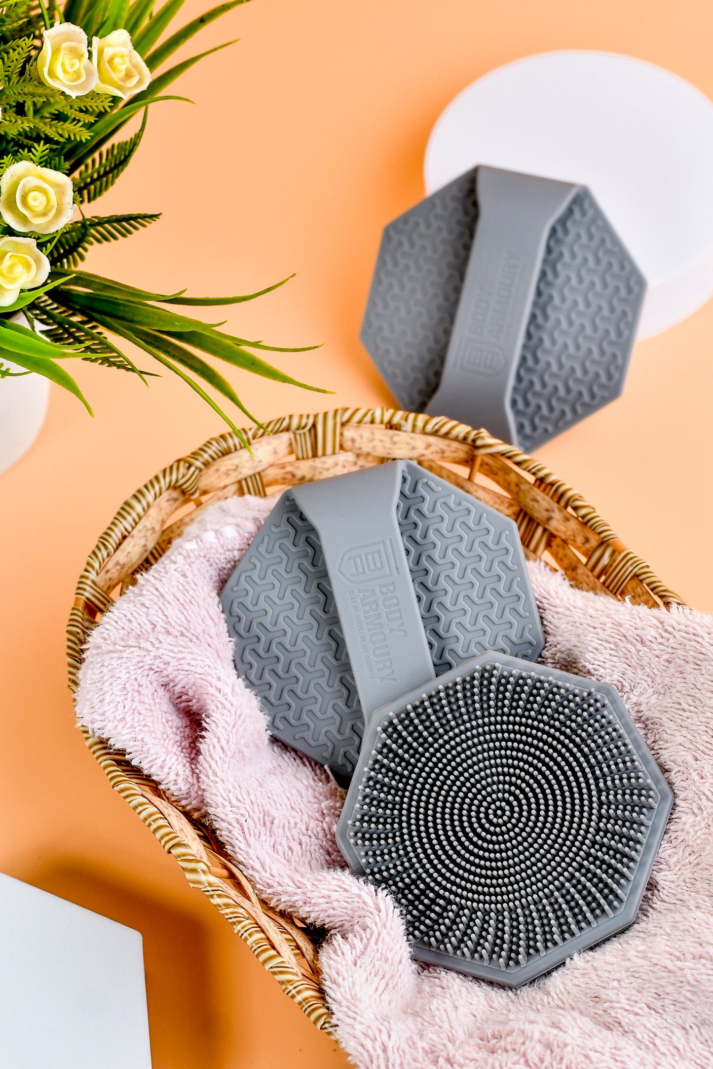 Body Armoury Silicone Face scrubber -Grey