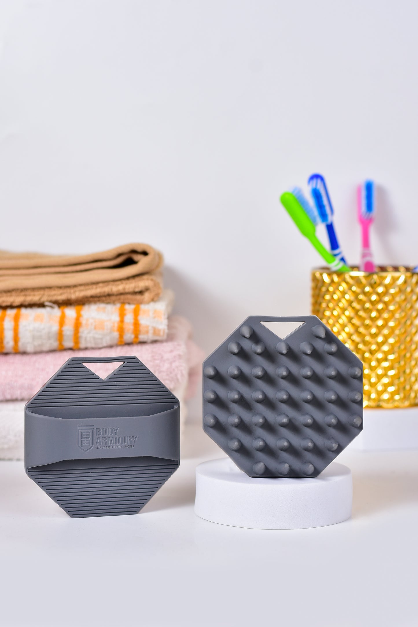 Body Armoury Silicone Scalp Scrubber - Grey