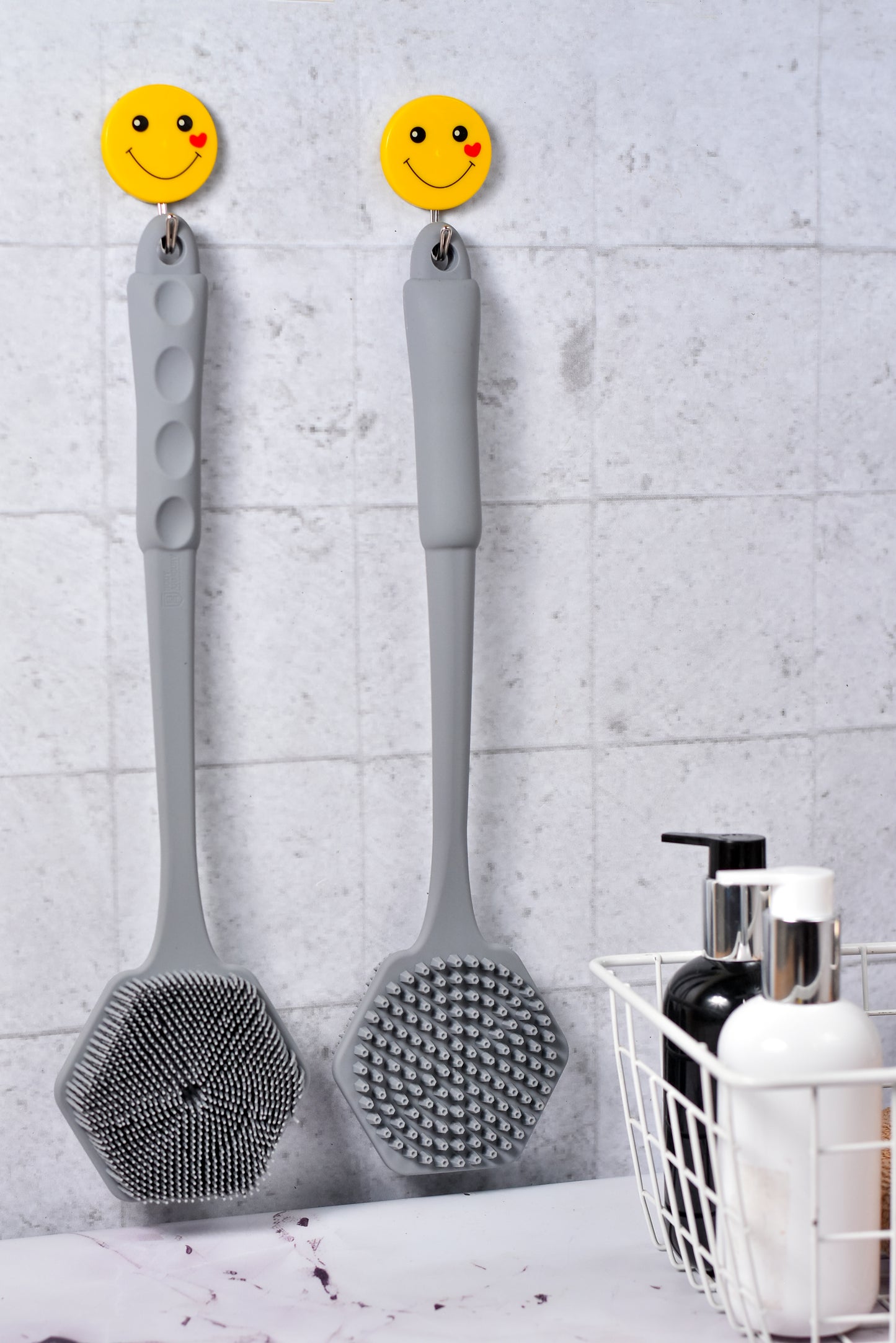 Body Armoury Silicone Back Scrubber (Grey)