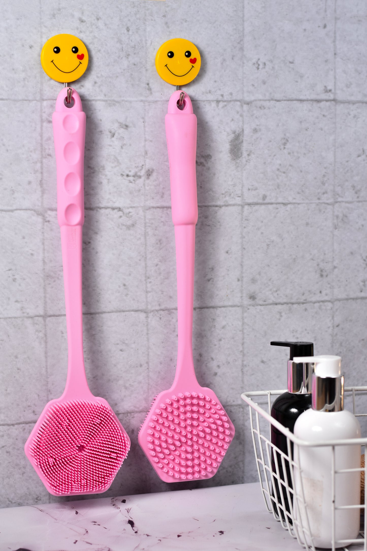 Body Armoury Silicone Back Scrubber (Pink)