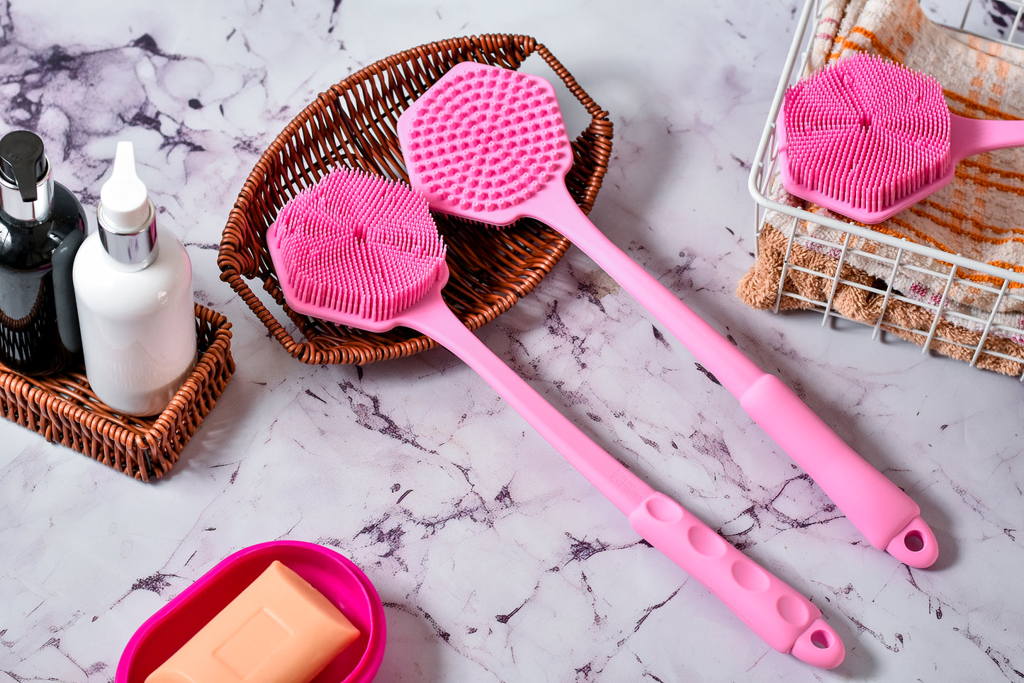 Body Armoury Silicone Back Scrubber (Pink)